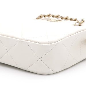 Lambskin Quilted Clutch with Double Chain White