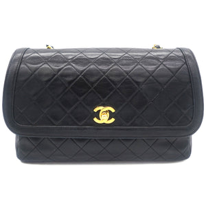 Vintage Lambskin Quilted Medium Single Flap Shoulder Bag Black
