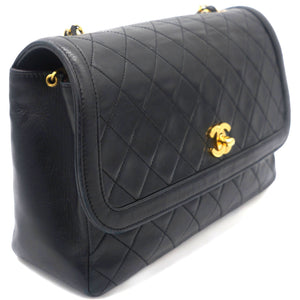 Vintage Lambskin Quilted Medium Single Flap Shoulder Bag Black