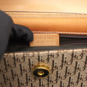 Street chic Shoulder Bag