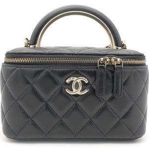 Lambskin Quilted Small Top Handle Vanity Case With Chain Black