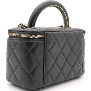 Lambskin Quilted Small Top Handle Vanity Case With Chain Black