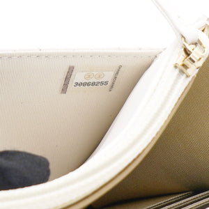 Lambskin Quilted CC Pearl Crush Wallet on Chain White