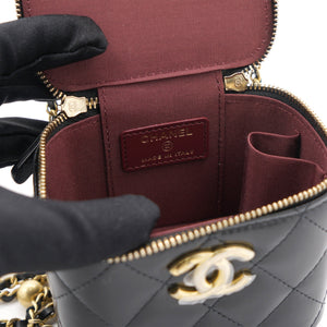 Calfskin Quilted Mini Perfect Fit Vanity Case With Chain Black