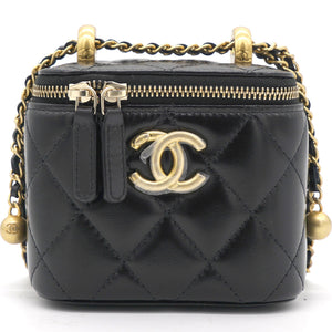Calfskin Quilted Mini Perfect Fit Vanity Case With Chain Black