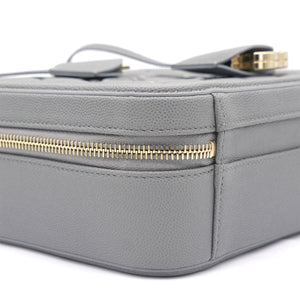 Caviar Quilted Medium CC Filigree Vanity Case Grey