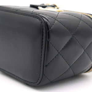 Calfskin Quilted Mini Perfect Fit Vanity Case With Chain Black