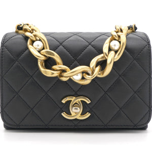Pearl Boy Chain Bag Black
