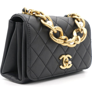 Pearl Boy Chain Bag Black