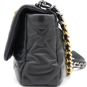 19 Small Flap Black Bag