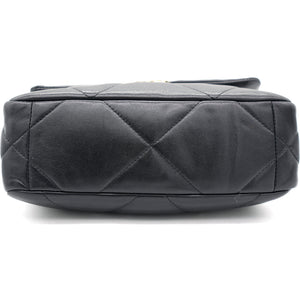 19 Small Flap Black Bag