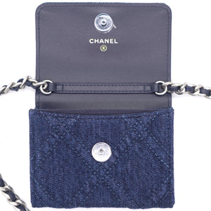 Quilted Blue Denim 19 Card Holder with Chain