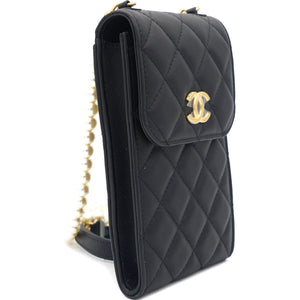 Lambskin Quilted Vertical Pearl Strap Black