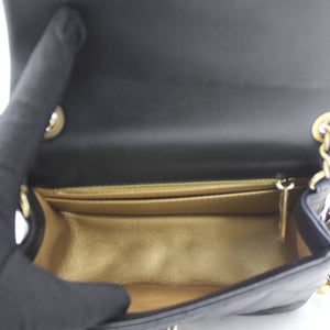 Lambskin Quilted Mini CC Pearl Crush Square Flap Black
