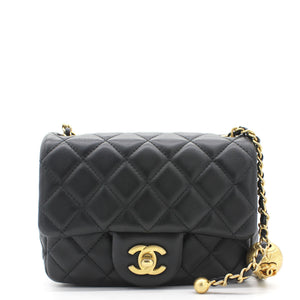 Lambskin Quilted Mini CC Pearl Crush Square Flap Black