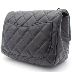 Lambskin Quilted Mini CC Pearl Crush Square Flap Black