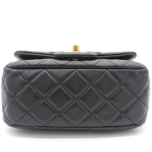 Lambskin Quilted Mini CC Pearl Crush Square Flap Black