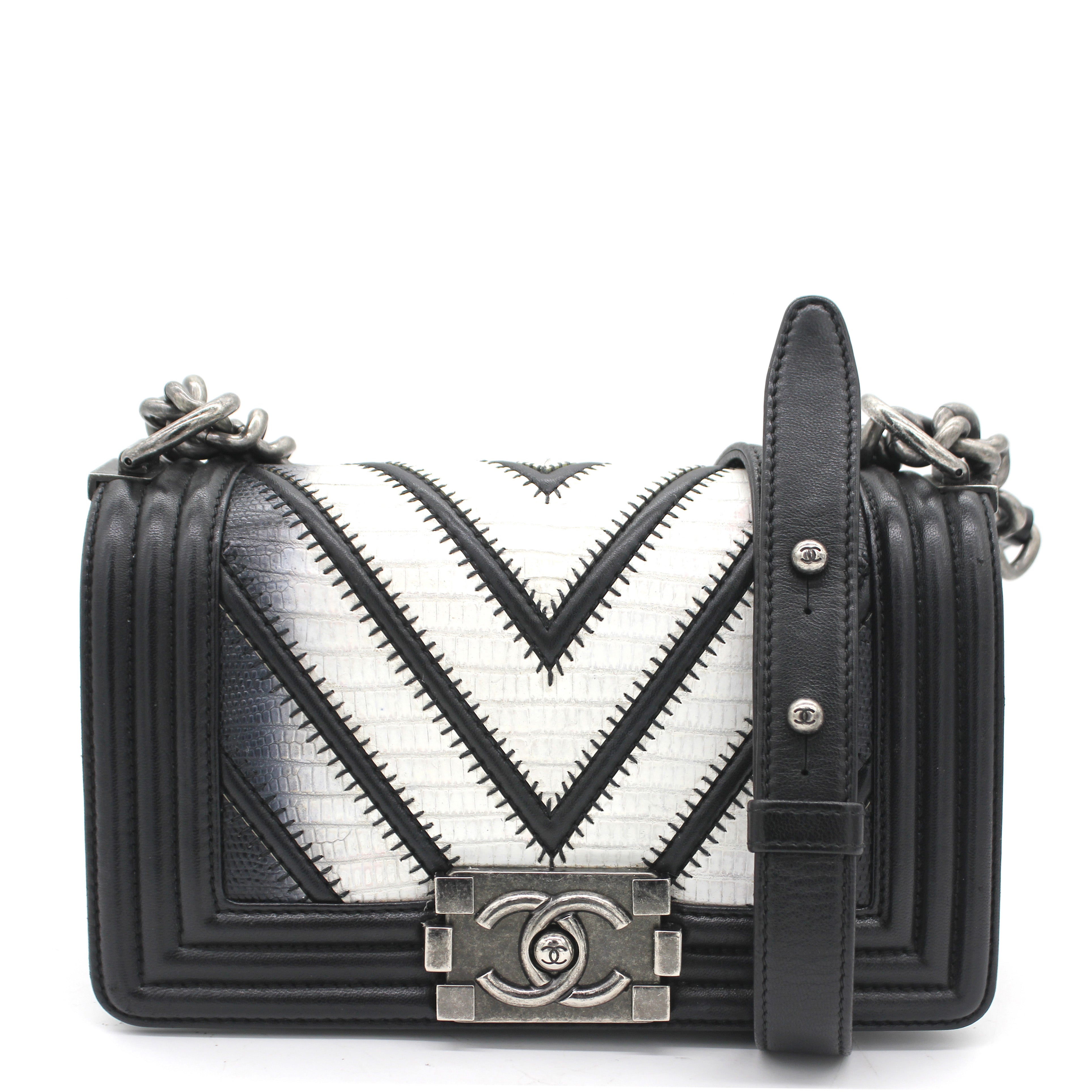 Lizard Chevron Small Boy Flap Black White