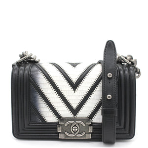 Lizard Chevron Small Boy Flap Black White
