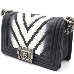 Lizard Chevron Small Boy Flap Black White
