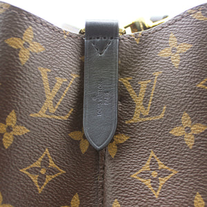 NéoNoé Monogram Shoulder Bag Black