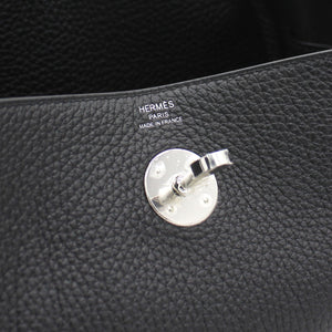Noir Taurillon Clemence Leather Palladium Hardware Lindy 26 Bag
