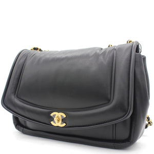 Medium Vintage Puffy Flap Bag in Black Lambskin