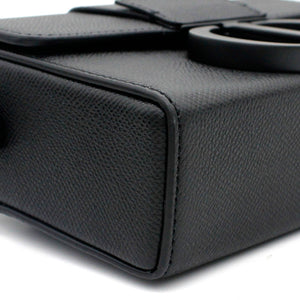 30 Montaigne Box Bag Black Ultramatte Grained Calfskin