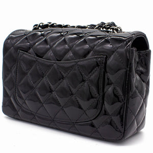 Classic Flap Mini Patent Leather Black