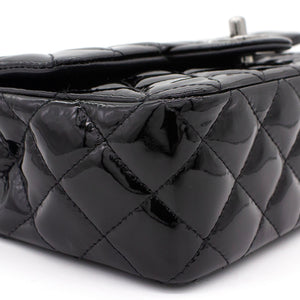 Classic Flap Mini Patent Leather Black