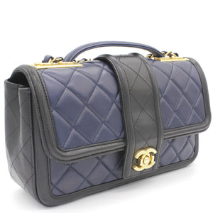 Lambskin Quilted Medium Elegant CC Flap Navy Black