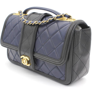 Lambskin Quilted Medium Elegant CC Flap Navy Black