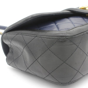 Lambskin Quilted Medium Elegant CC Flap Navy Black