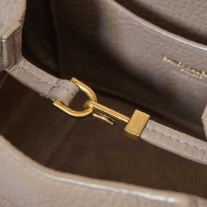 YSL Le 5 A 7 Baby Bea In Grained Leather