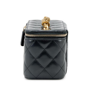 Lambskin Quilted Small Pillow Crush Vanity Case With Chain Black