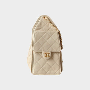 25 Quilted Leather Drawstring Handbag