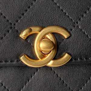 Black Matelassé 25 Lambskin Chain Shoulder Bag