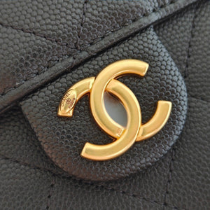25 Quilted Leather Drawstring Handbag