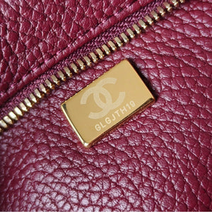 Grained Calfskin Stitched Urban Essentials Small Shopping Bag