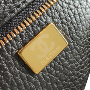 Grained Calfskin Stitched Urban Essentials Small Shopping Bag