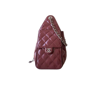 25 Burgundy Quilted Leather Chain Shoulder Bag