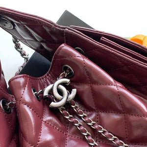 25 Burgundy Quilted Leather Chain Shoulder Bag