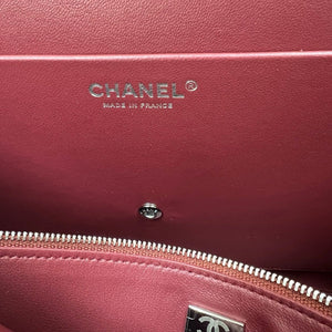 Souplissimo Maxi Flap Bag in Grained Calfskin Leather
