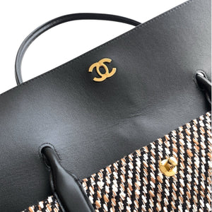 Tweed Calfskin Urban Essentials Bag Black Multicolor